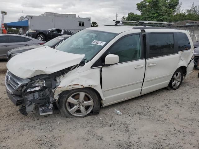 2011 Volkswagen Routan SE