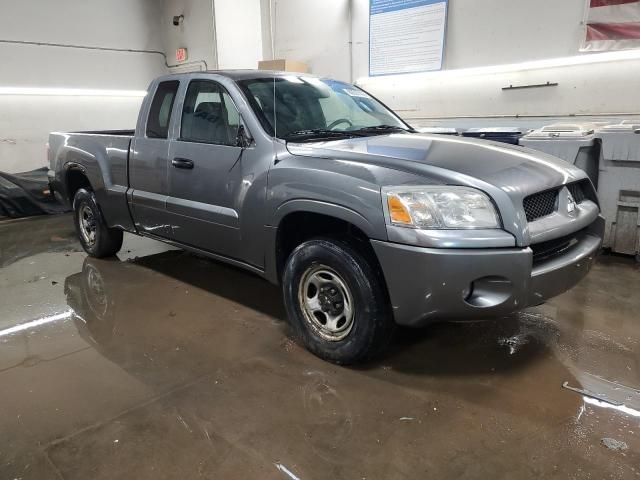 2008 Mitsubishi Raider LS