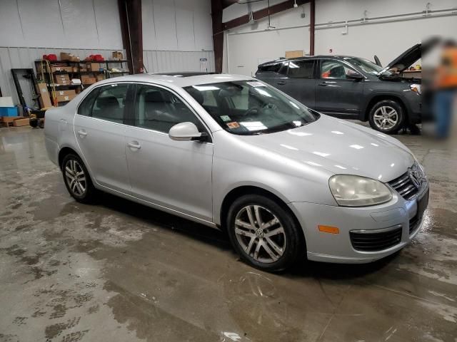 2005 Volkswagen New Jetta 2.5L Option Package 1