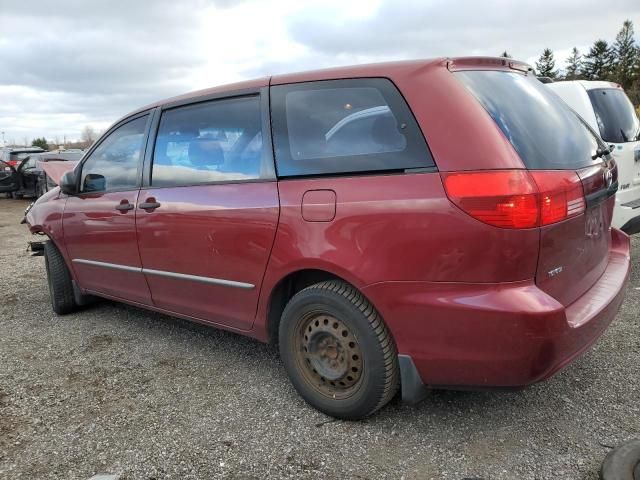 2004 Toyota Sienna CE