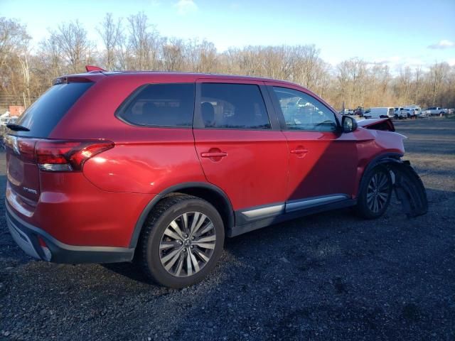 2019 Mitsubishi Outlander SE