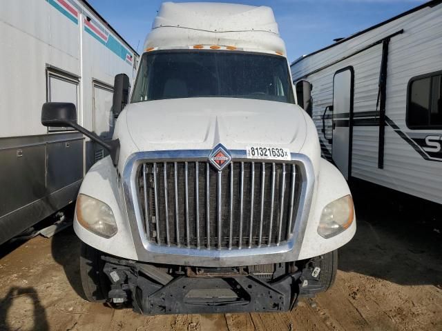 2018 International LT625