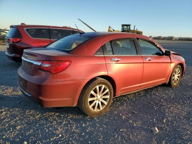 2013 Chrysler 200 Limited