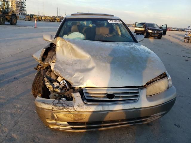 1999 Toyota Camry LE