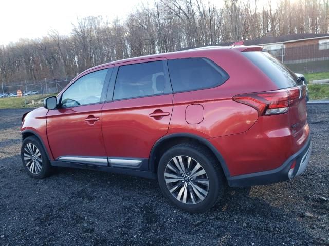 2019 Mitsubishi Outlander SE