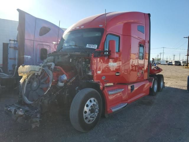 2021 Kenworth Construction T680