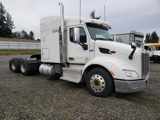 2017 Peterbilt 579