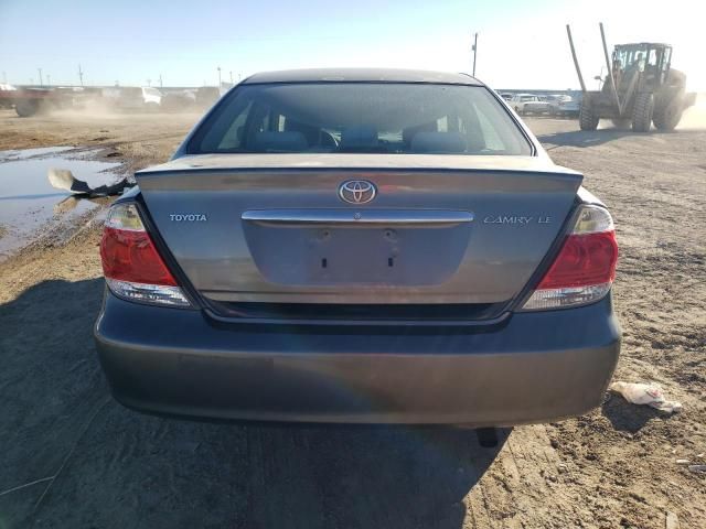 2005 Toyota Camry LE