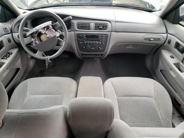 2005 Ford Taurus SE