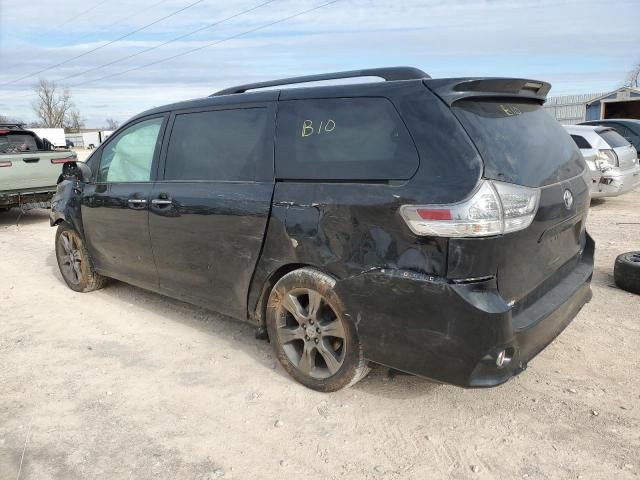 2015 Toyota Sienna Sport