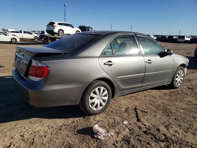 2005 Toyota Camry LE