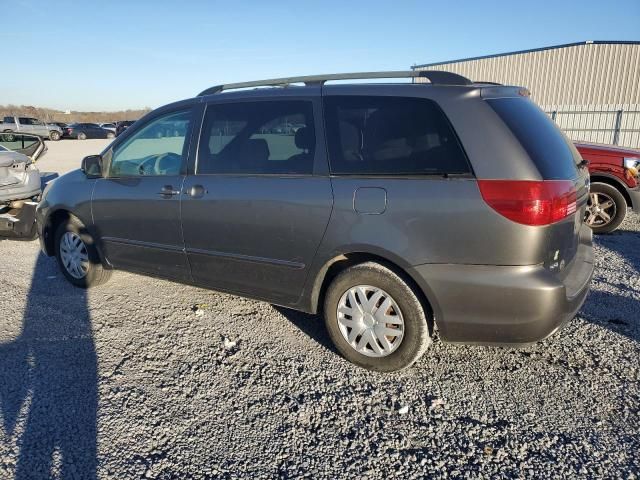 2005 Toyota Sienna CE