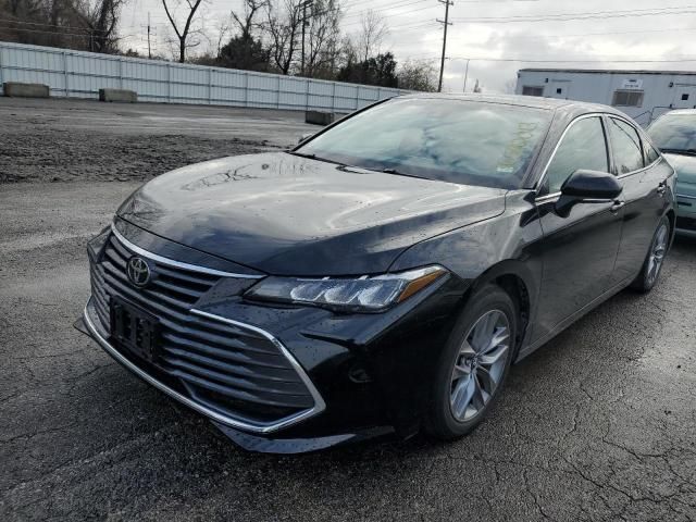 2019 Toyota Avalon XLE