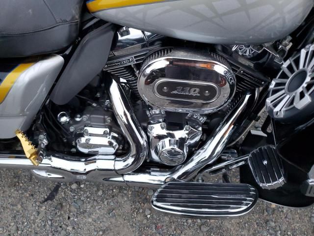 2012 Harley-Davidson FLHTCUSE7 CVO Ultra Classic Electra Glide