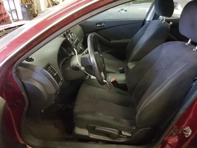 2010 Nissan Altima Base