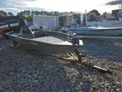 Tracker Vehiculos salvage en venta: 2014 Tracker Boat