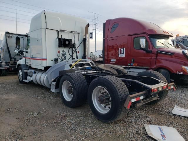 2014 Mack 600 CXU600