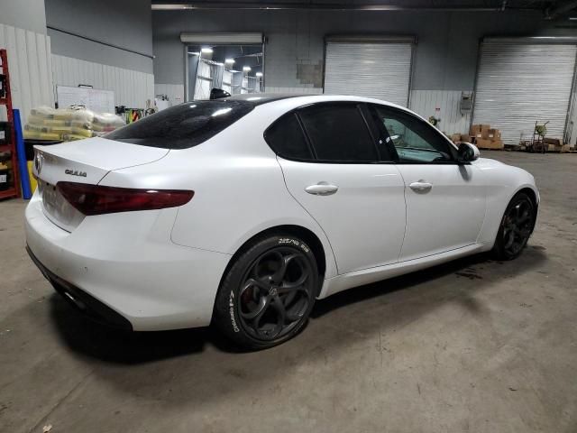 2018 Alfa Romeo Giulia TI Q4