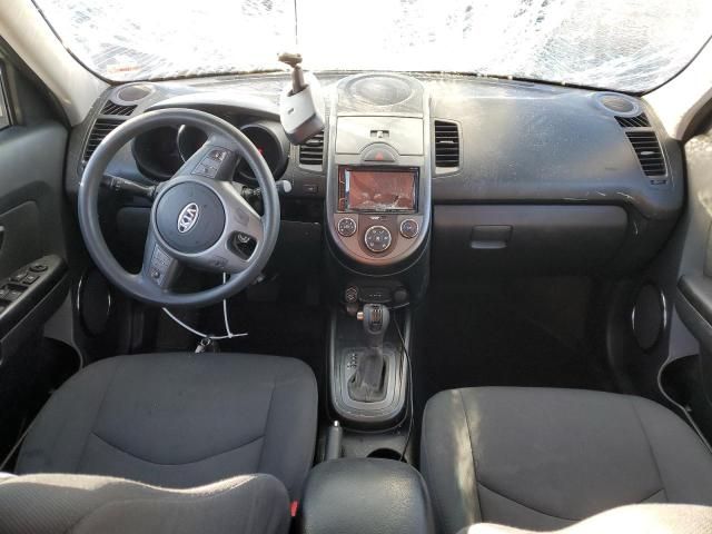 2011 KIA Soul +