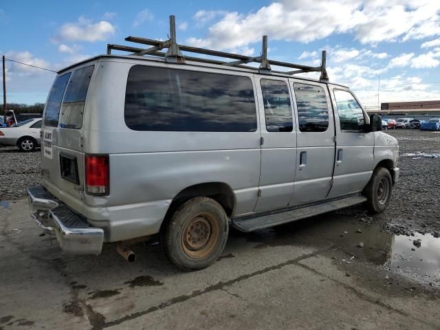 2013 Ford Econoline E350 Super Duty Wagon