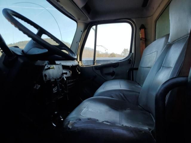 2007 Freightliner M2 106 Medium Duty