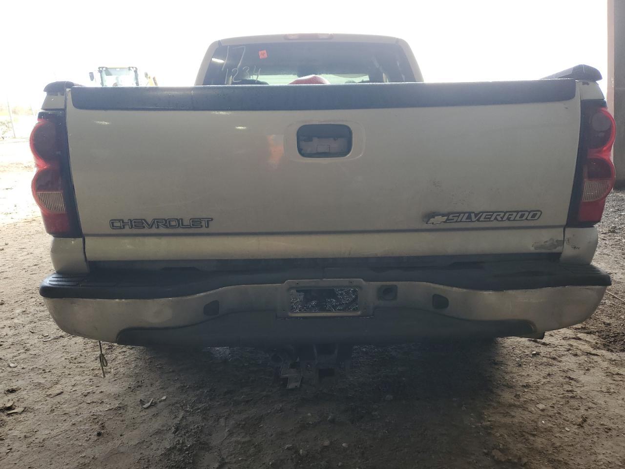 2004 Chevrolet Silverado C1500