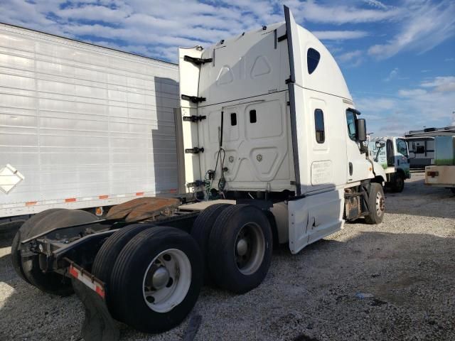 2017 Freightliner Cascadia 125