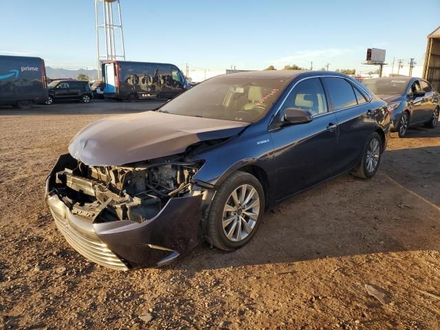 2017 Toyota Camry Hybrid