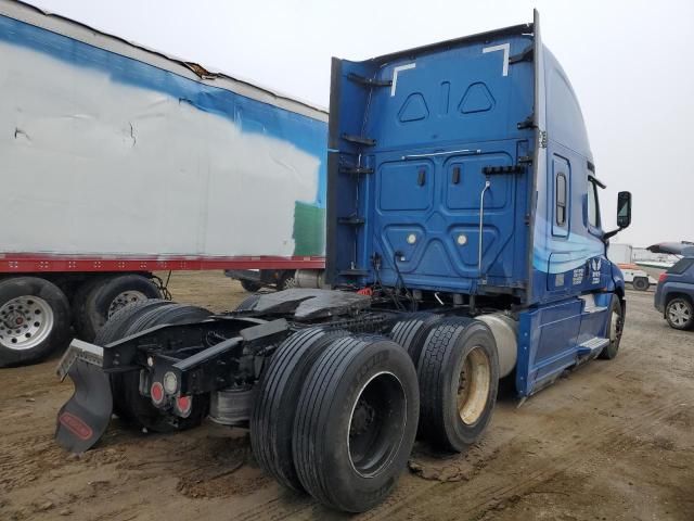 2020 Freightliner Cascadia 126