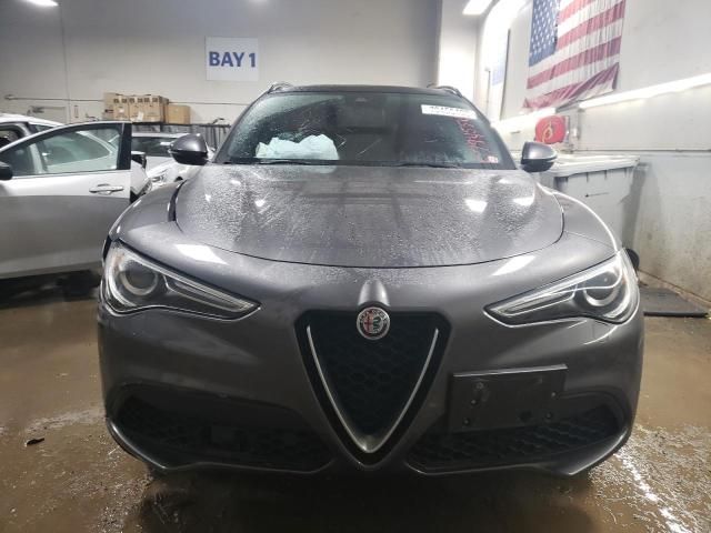 2018 Alfa Romeo Stelvio TI Sport