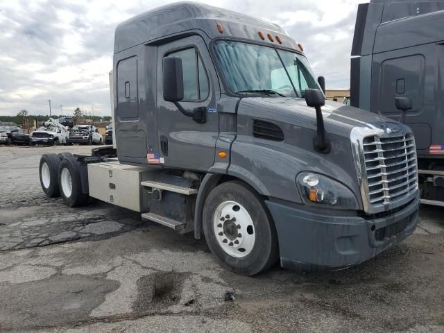 2017 Freightliner Cascadia 113