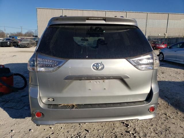 2014 Toyota Sienna Sport