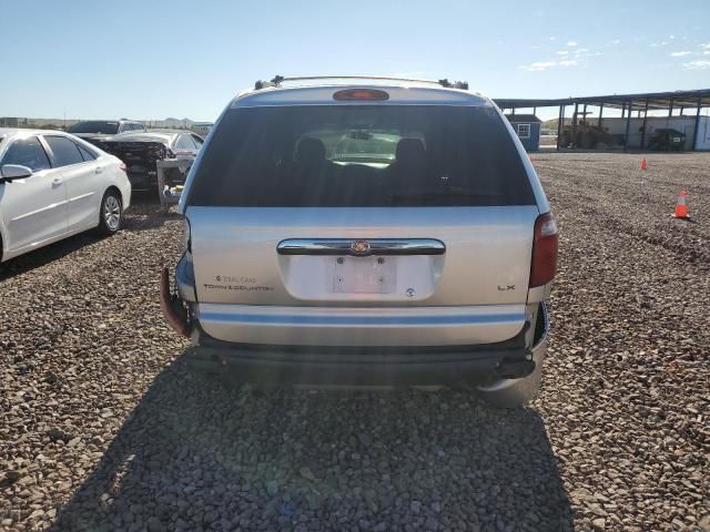 2005 Chrysler Town & Country LX