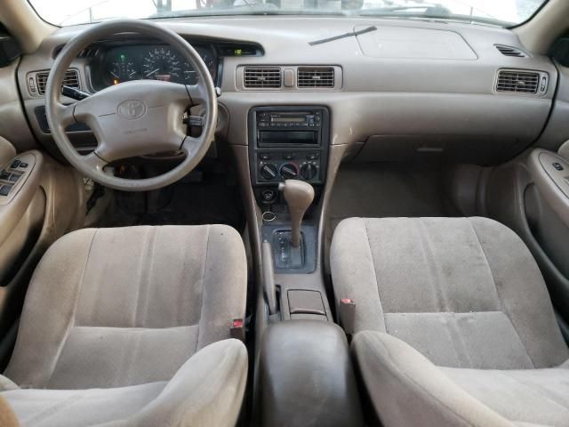 2000 Toyota Camry CE