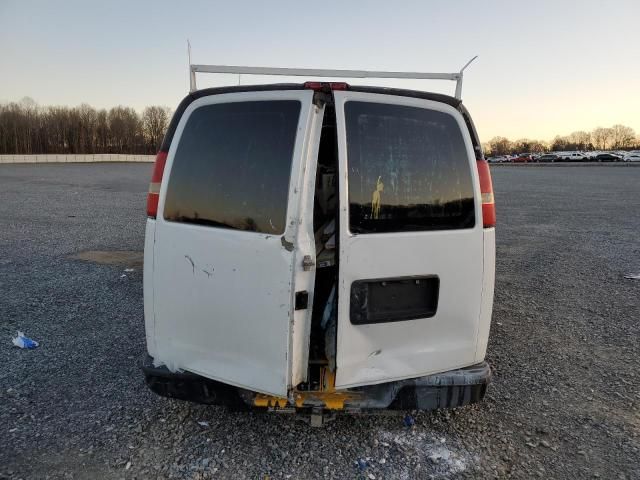 2010 Chevrolet Express G2500