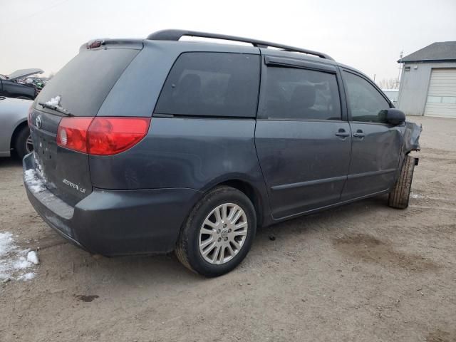 2009 Toyota Sienna CE