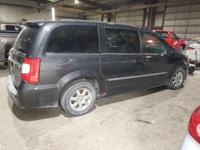 2012 Chrysler Town & Country Touring