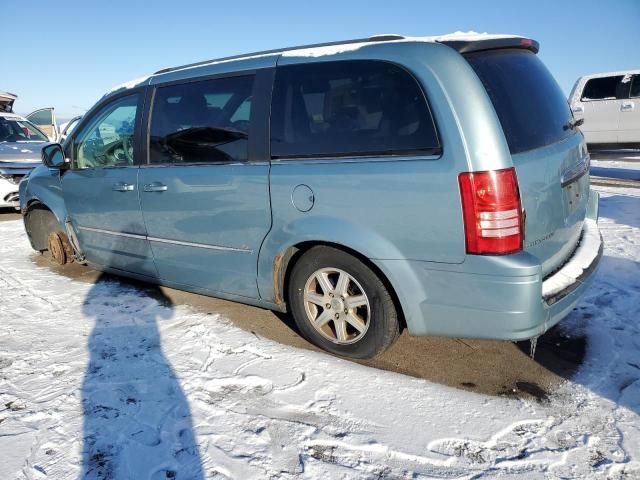 2010 Chrysler Town & Country Touring