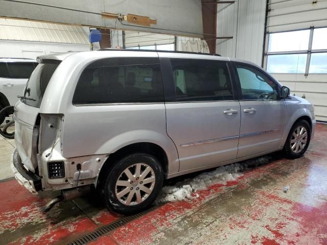 2011 Chrysler Town & Country Touring L