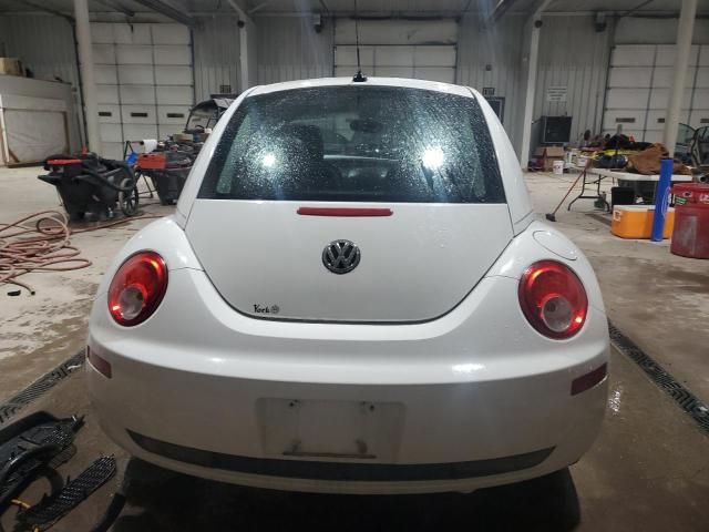 2009 Volkswagen New Beetle S