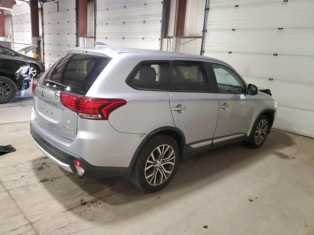 2017 Mitsubishi Outlander SE