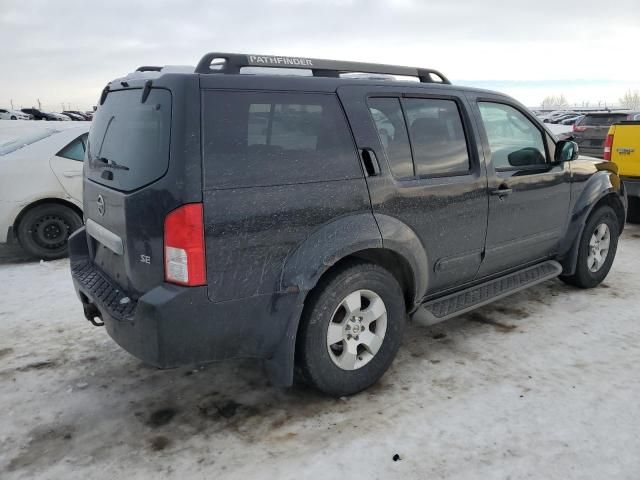 2006 Nissan Pathfinder LE