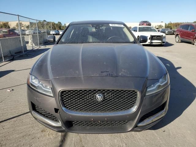 2016 Jaguar XF Prestige