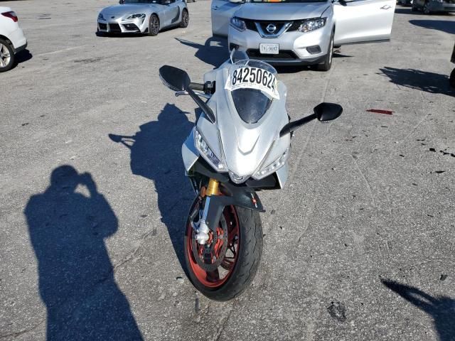 2023 Aprilia RS 660