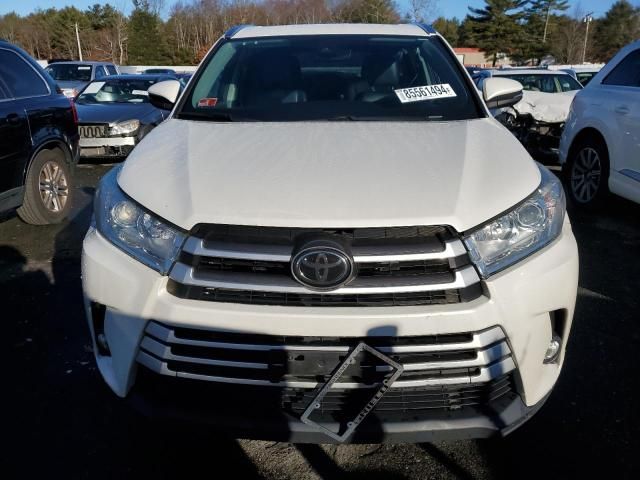 2018 Toyota Highlander SE