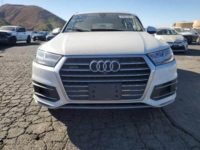 2018 Audi Q7 Premium Plus