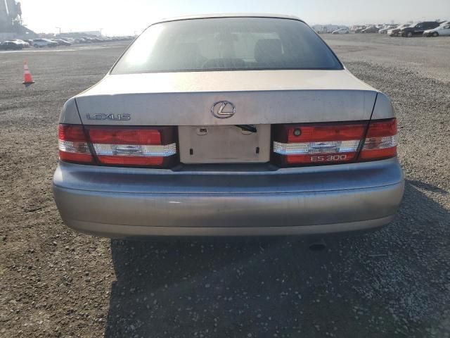 2000 Lexus ES 300