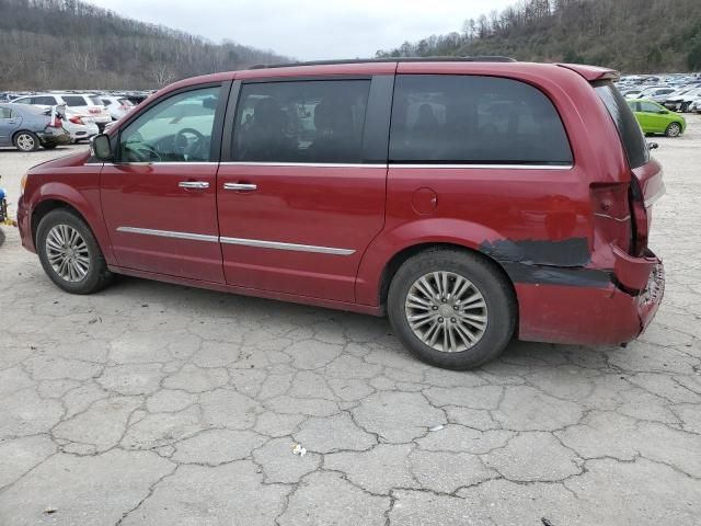 2015 Chrysler Town & Country Touring L