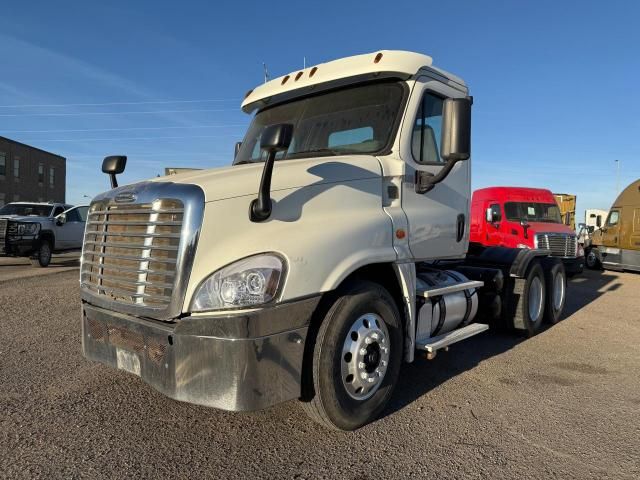 2014 Freightliner Cascadia 125