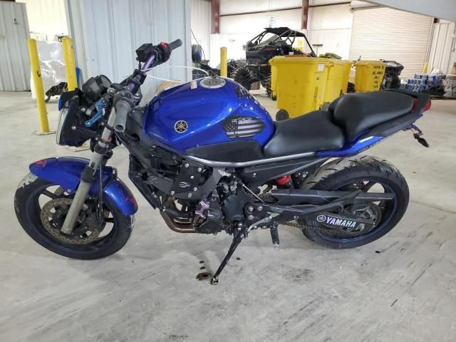 2009 Yamaha FZ6 R